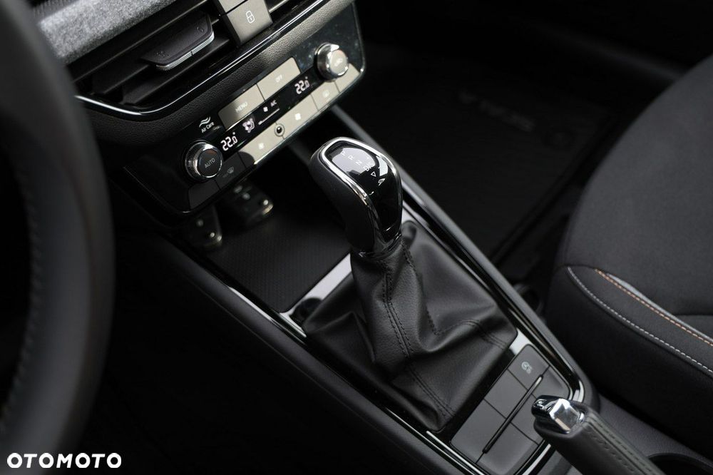 Skoda Scala 1.0 TSI Selection DSG - 24