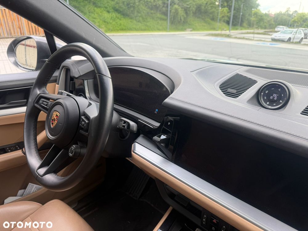 Porsche Cayenne S E-Hybrid PHEV Black Edition - 29