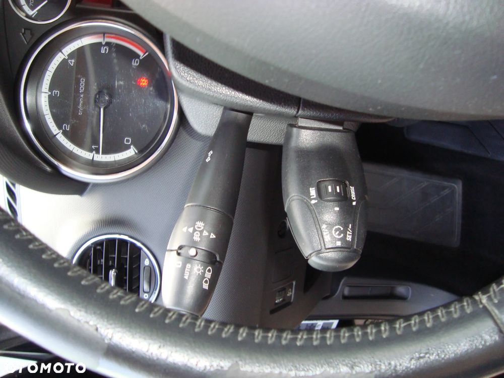 Peugeot 308 2.0 HDi Active - 14