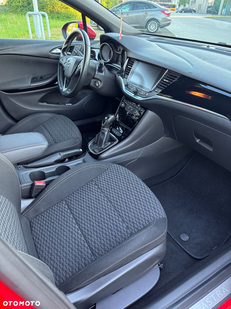 Opel Astra 1.4 T Dynamic S&S - 29