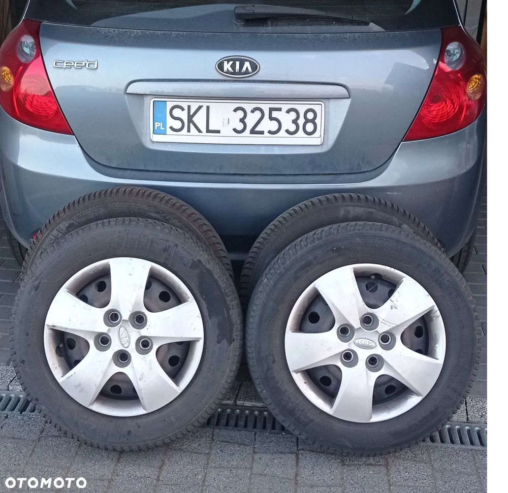 Kia Ceed - 12