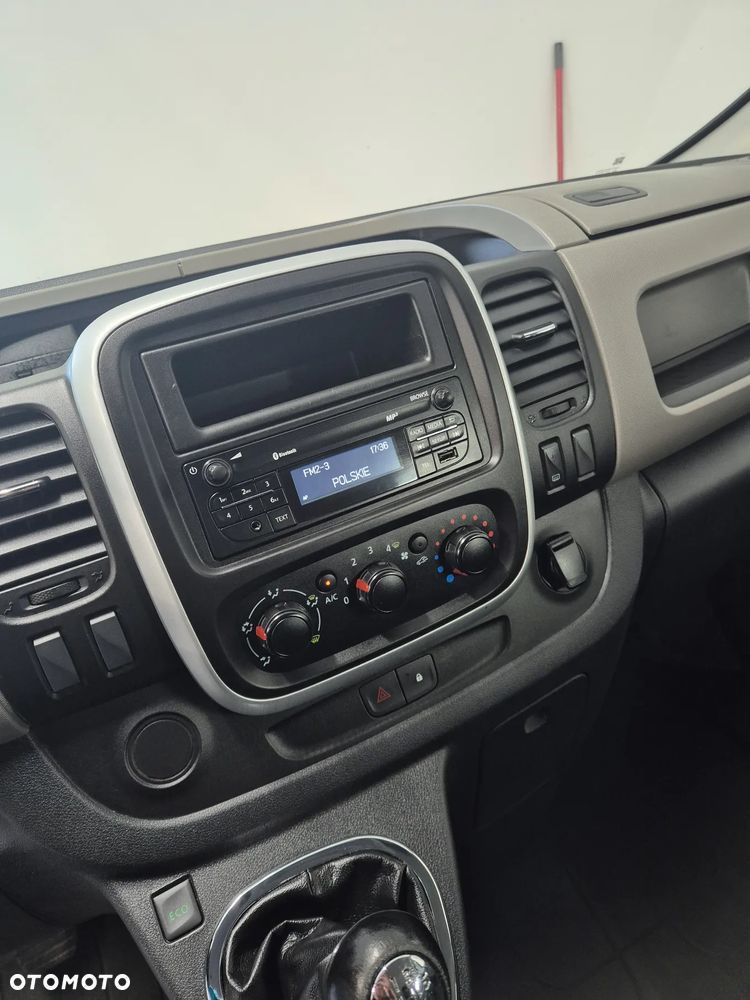 Renault Trafic - 15