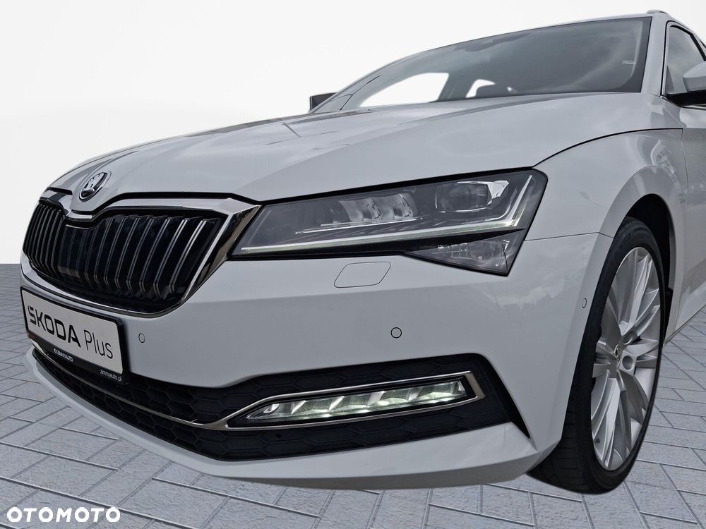 Skoda Superb 2.0 TDI SCR Style DSG - 35