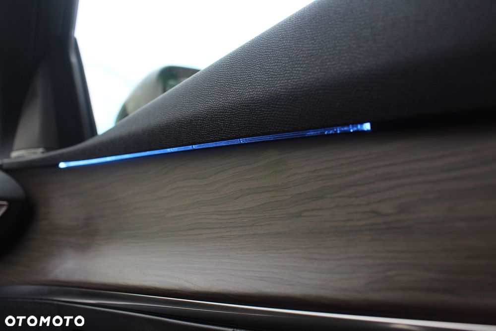 Peugeot 5008 2.0 BlueHDi GT Pack S&S EAT8 - 34