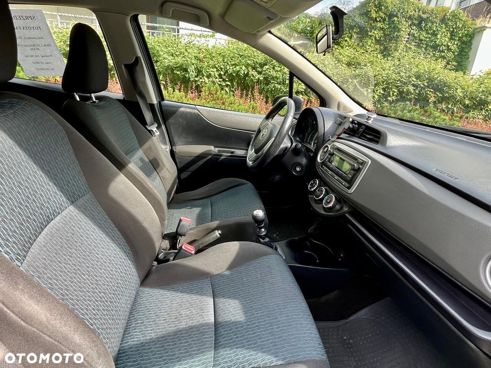 Toyota Yaris 1.33 Luna - 12