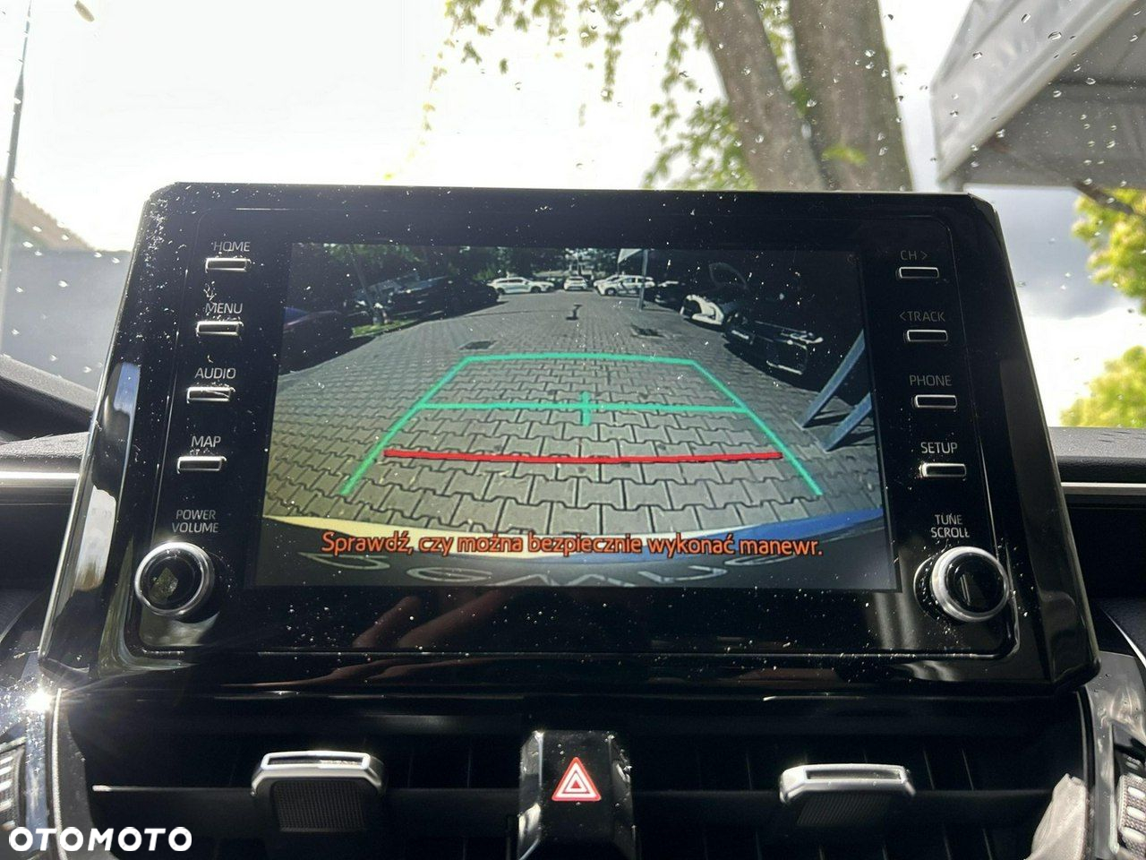 Toyota Corolla 1.8 Hybrid Comfort - 25