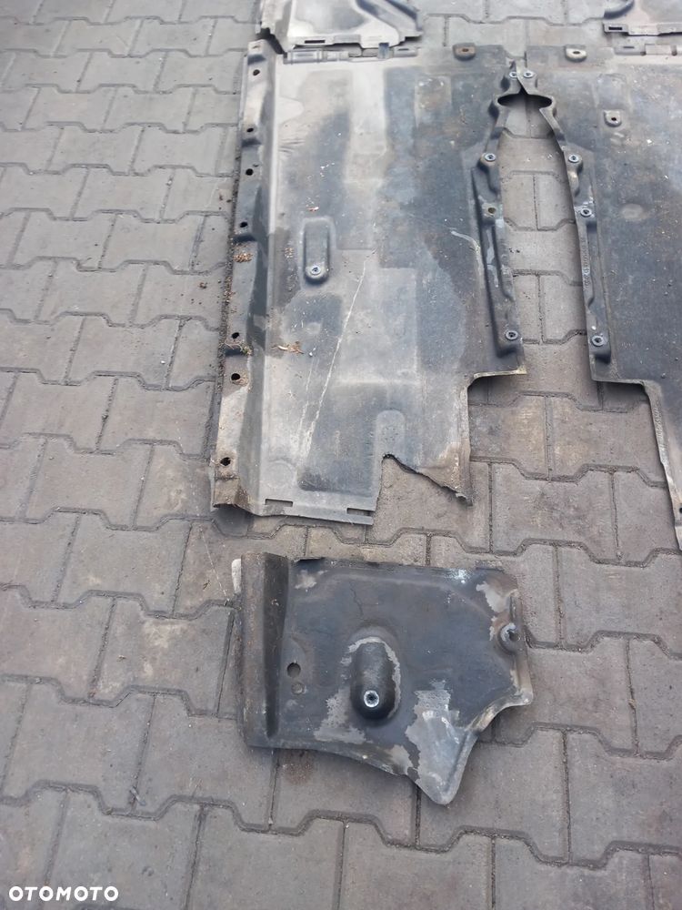 Osłona podwozia Audi A6 C7 - 2