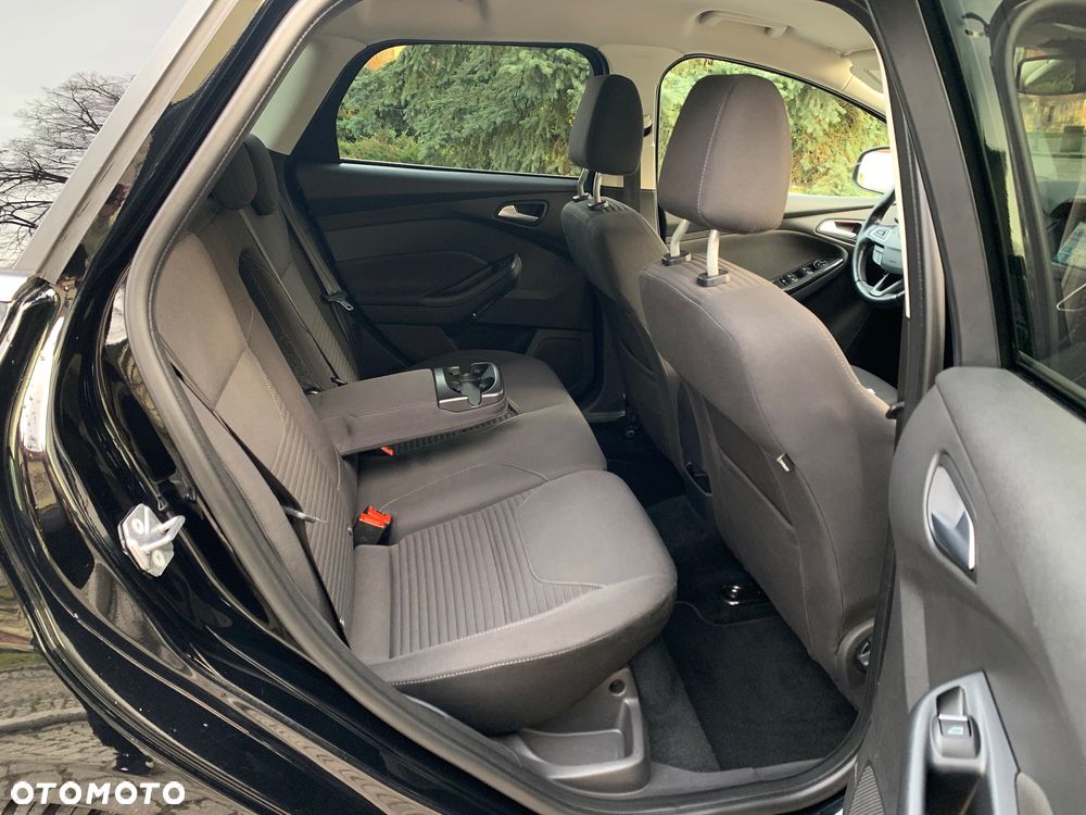 Ford Focus 2.0 TDCi Titanium ASS - 23