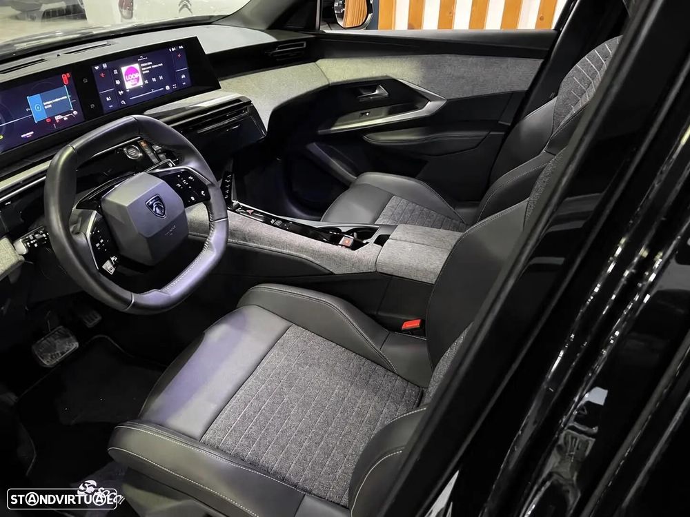 Peugeot 3008 1.2 Hybrid Allure e-DCS6 - 14