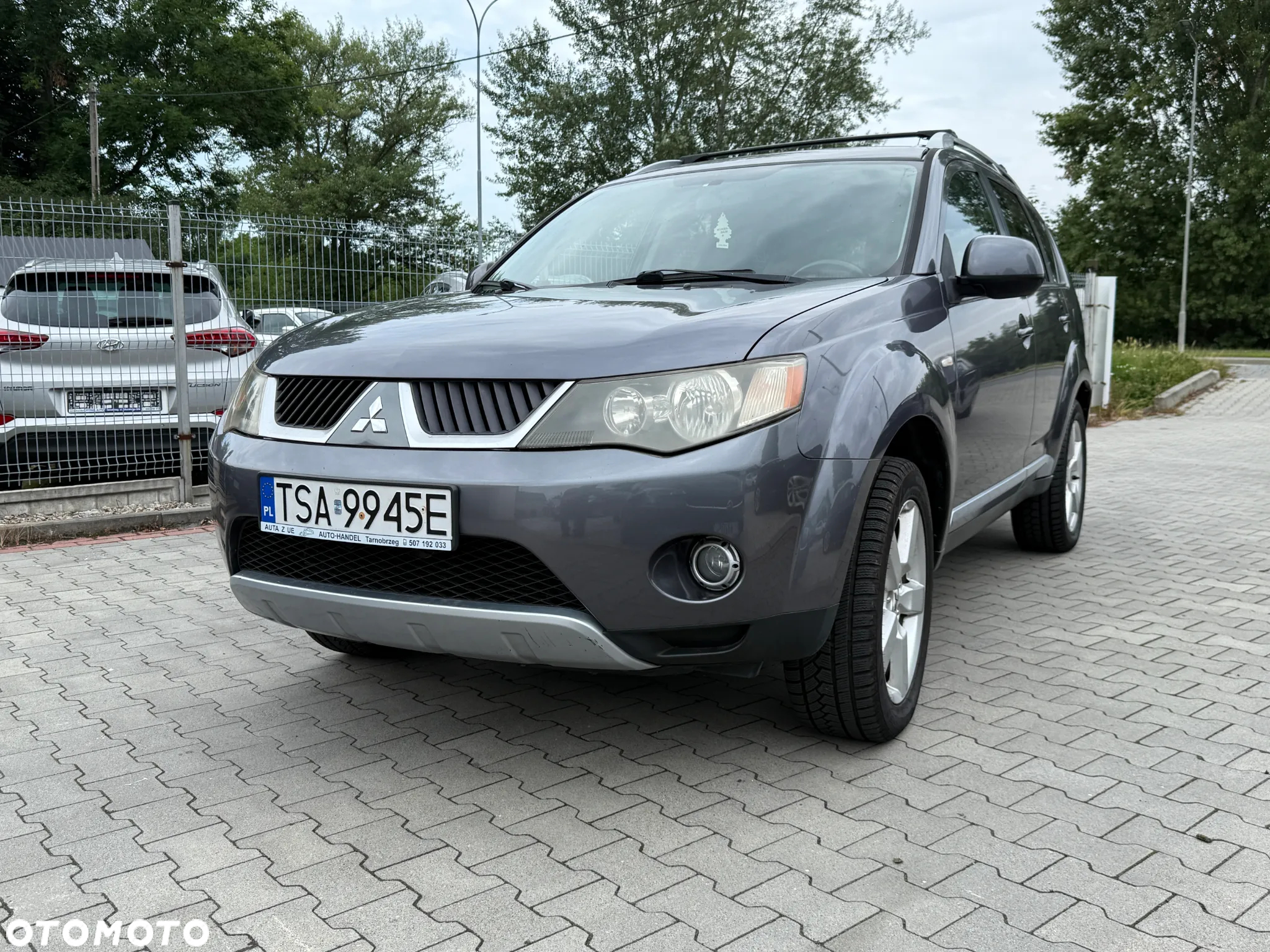 Mitsubishi Outlander 2.4 Intense + - 9