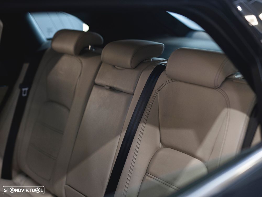 Jaguar F-Pace 2.0 i4D Prestige AWD Aut. - 26