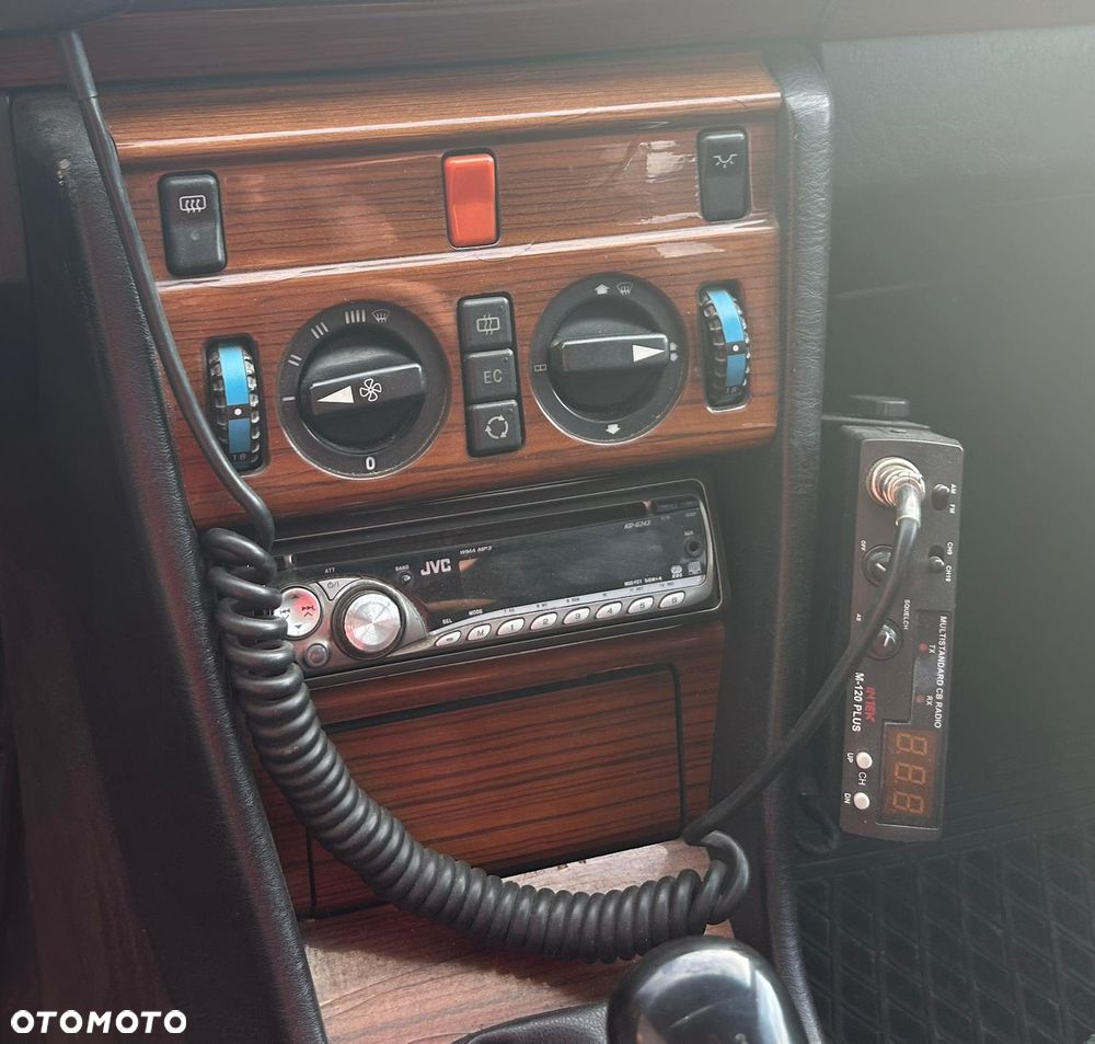 Mercedes-Benz W124 (1984-1993) - 10