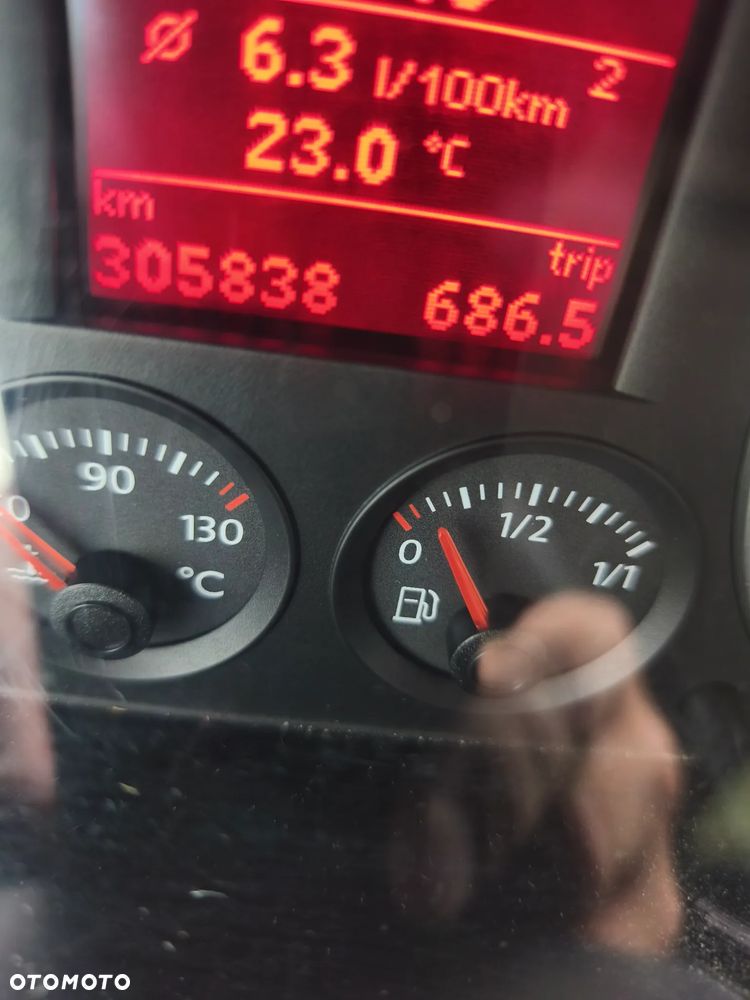 Volkswagen Touran 1.9 TDI Welcome - 7