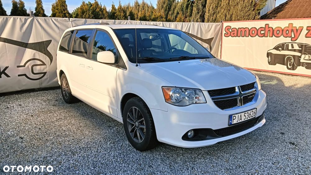 Dodge Caravan - 11