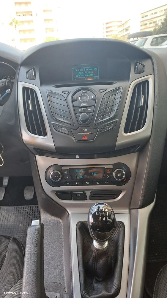 Ford Focus - 12
