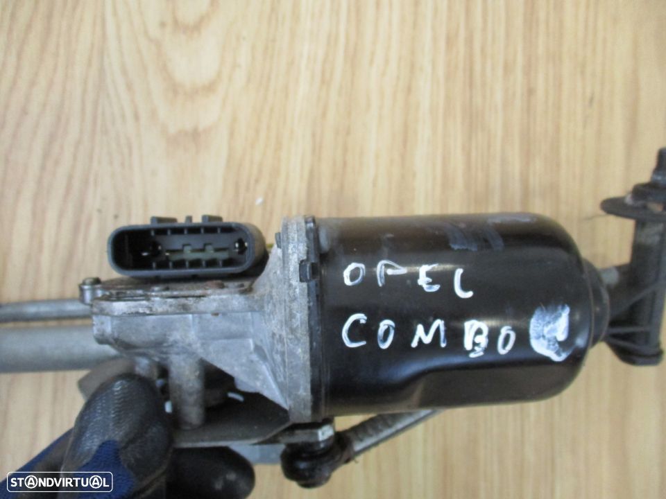 Motor Limpa Vidros Para Brisas Opel Combo C - 3