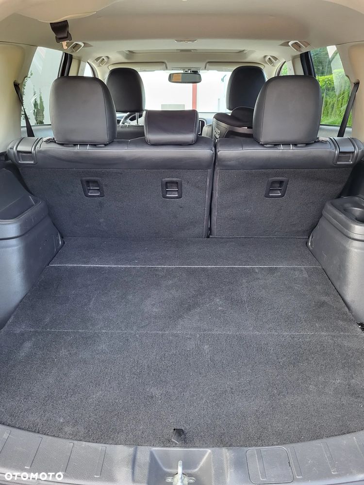 Mitsubishi Outlander 2.0 Instyle Navi CVT - 15