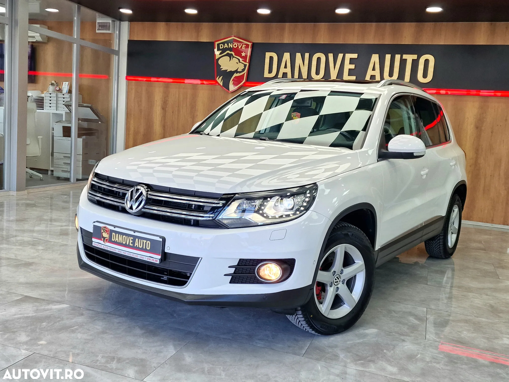 Volkswagen Tiguan 2.0 TDI 4Motion DSG Trend & Fun - 9