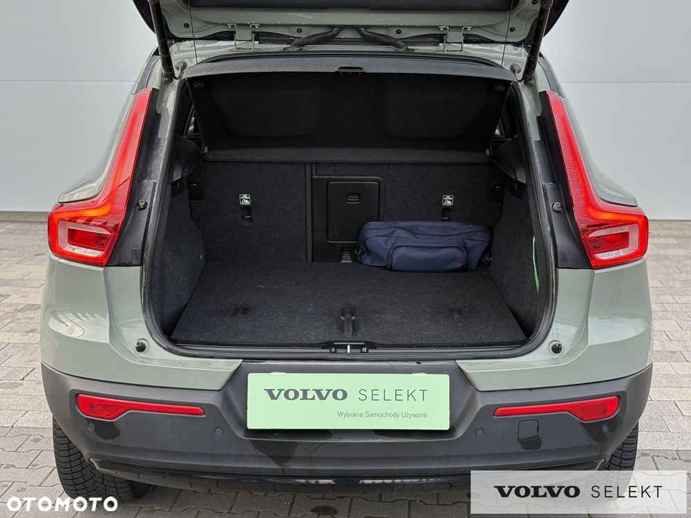 Volvo XC 40 - 24