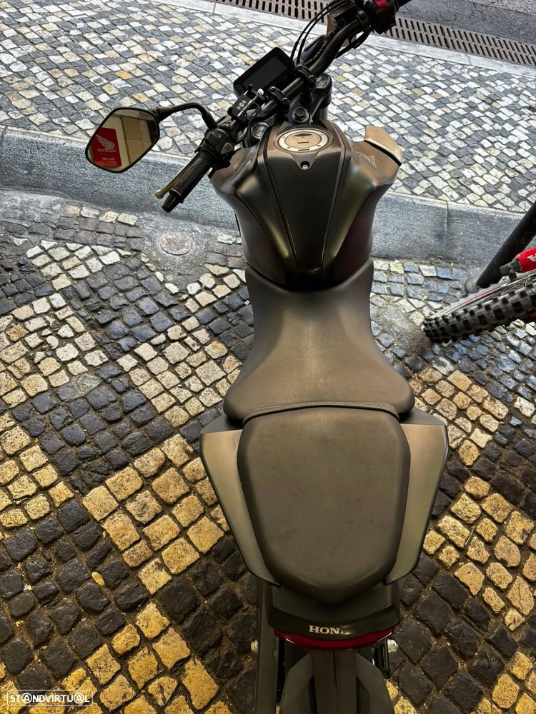 Honda CBR - 7
