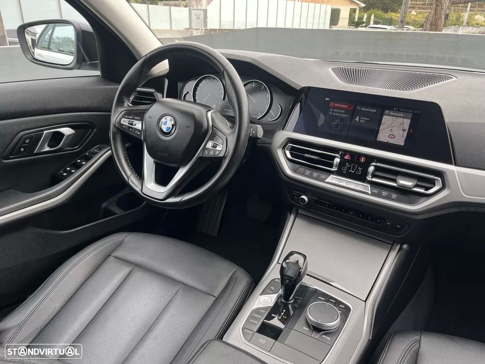 BMW 318 d Touring Aut. Sport Line - 33