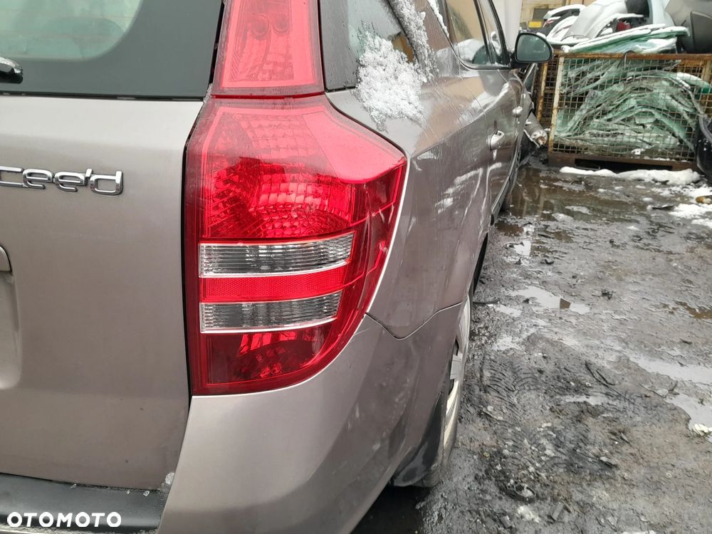 Lampa tylna prawa komplet KIA Ceed I kombi 06-12r. Europa - 3
