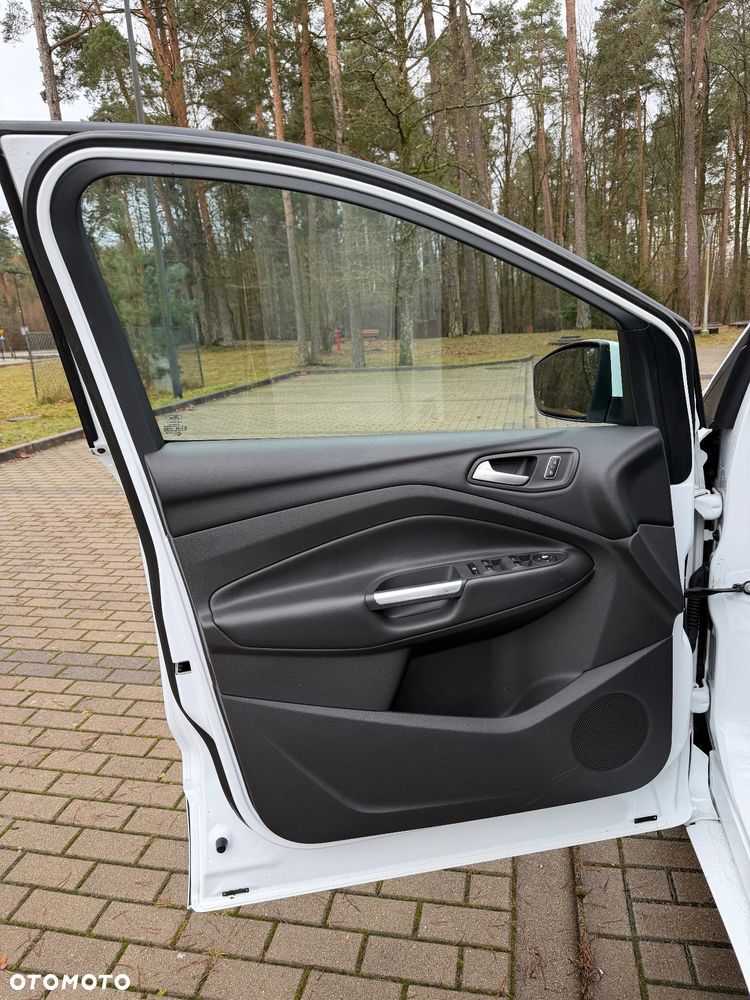 Ford Kuga 2.0 TDCi Titanium S - 22