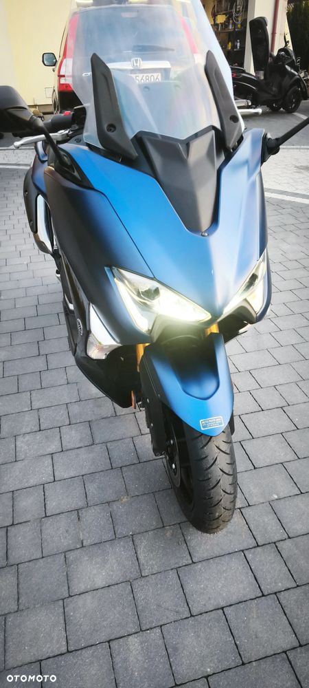 Yamaha Tmax - 8