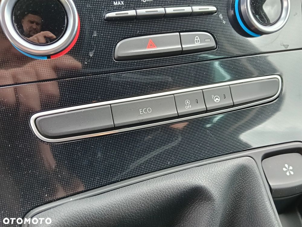 Renault Grand Scenic TCe 140 GPF BOSE EDITION - 25