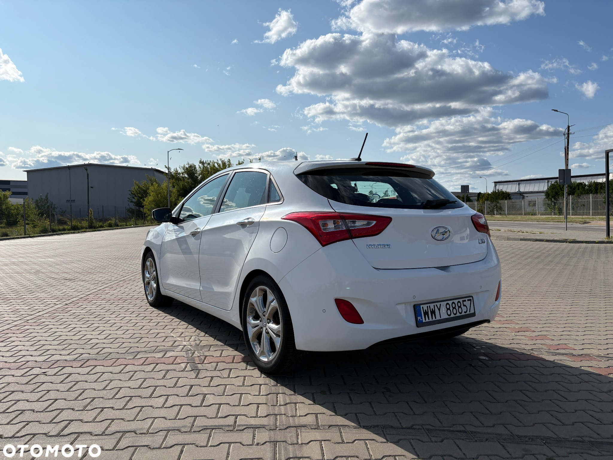 Hyundai i30 1.6 CRDi BlueDrive Premium DCT - 6