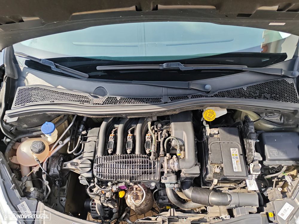 Peugeot 208 PureTech 82 Style - 15