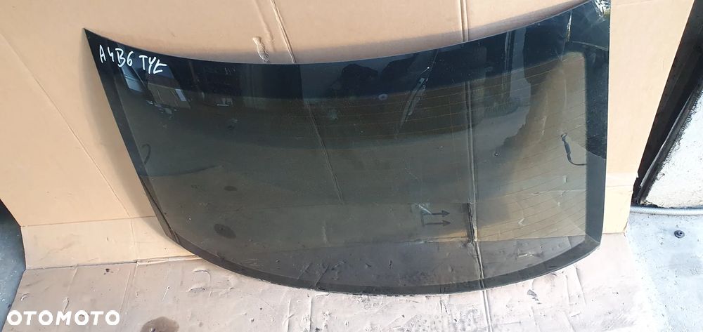 Szyba karoseryjna tył tylna Audi A4 B6 Sedan AS2 01r - 2