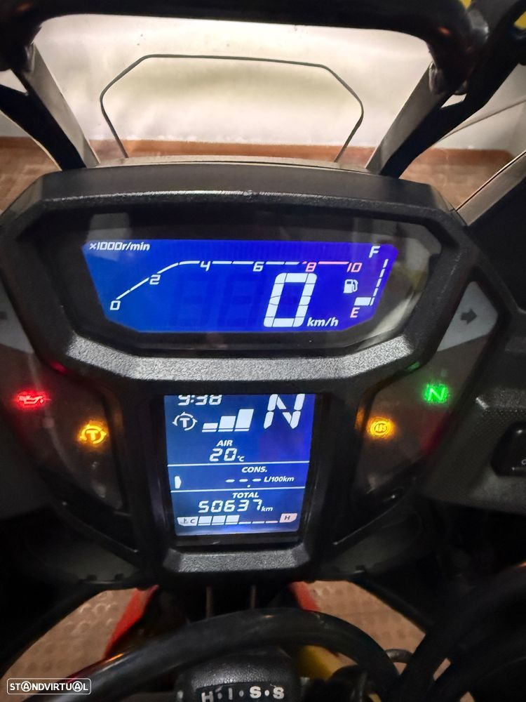 Honda Africa Twin - 14