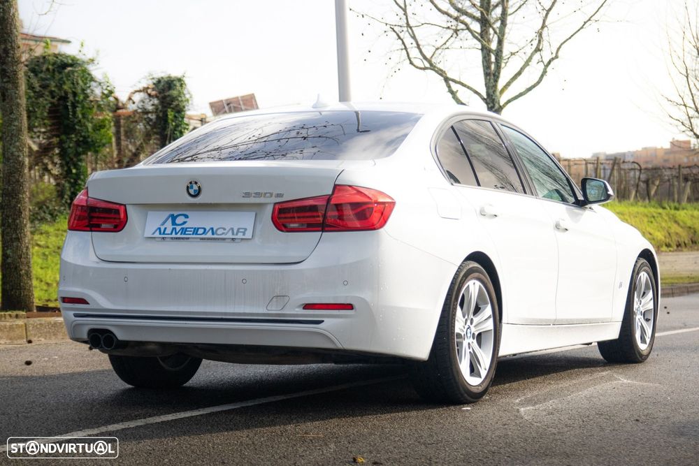 BMW 330 e iPerformance Line Sport - 16