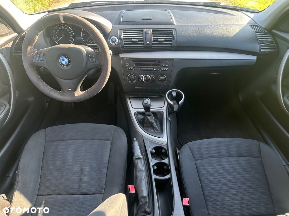 BMW Seria 1 118d DPF Edition Sport - 22