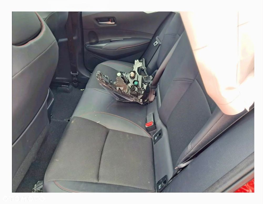 Toyota Corolla 2.0 GR Sport - 10