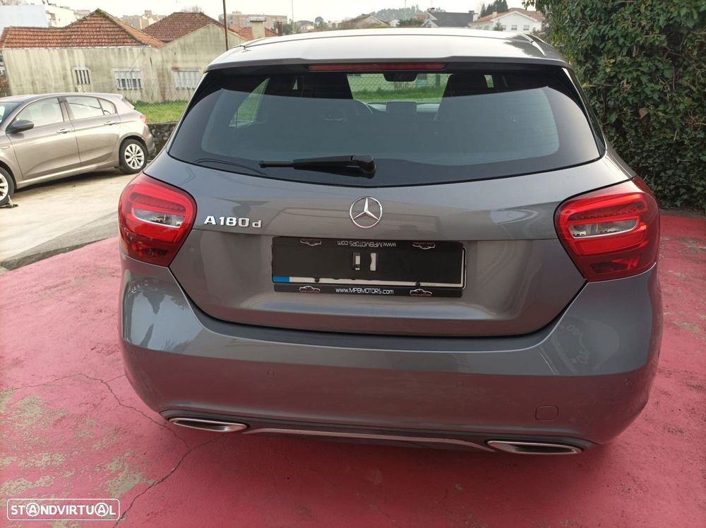 Mercedes-Benz A 180 d Urban - 3