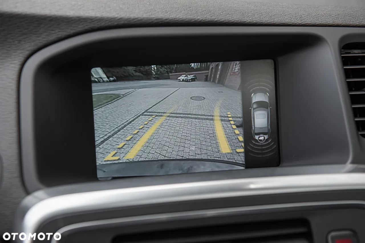 Volvo S60 T6 AWD Geartronic Summum - 24