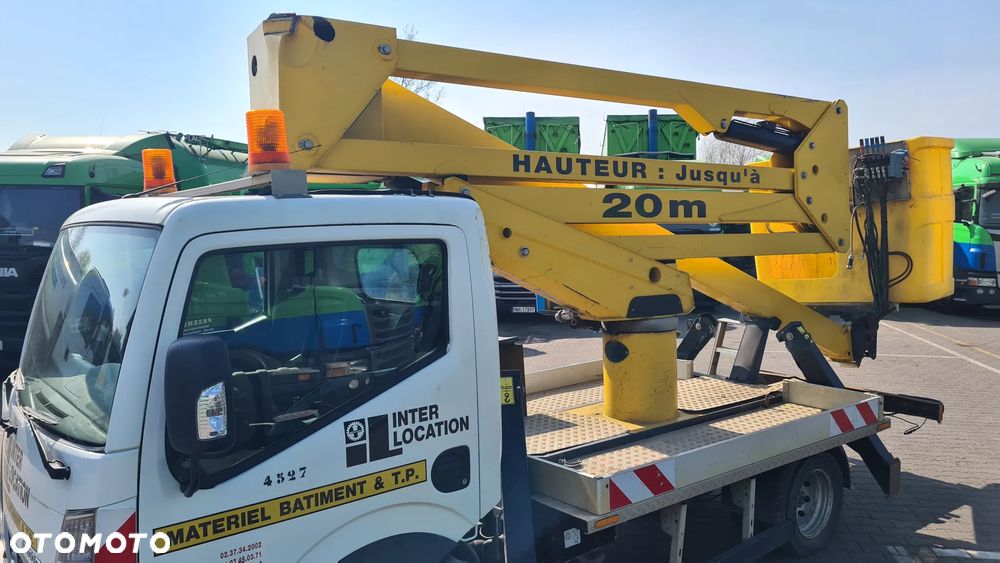 Nissan CABSTAR NT400 - 17