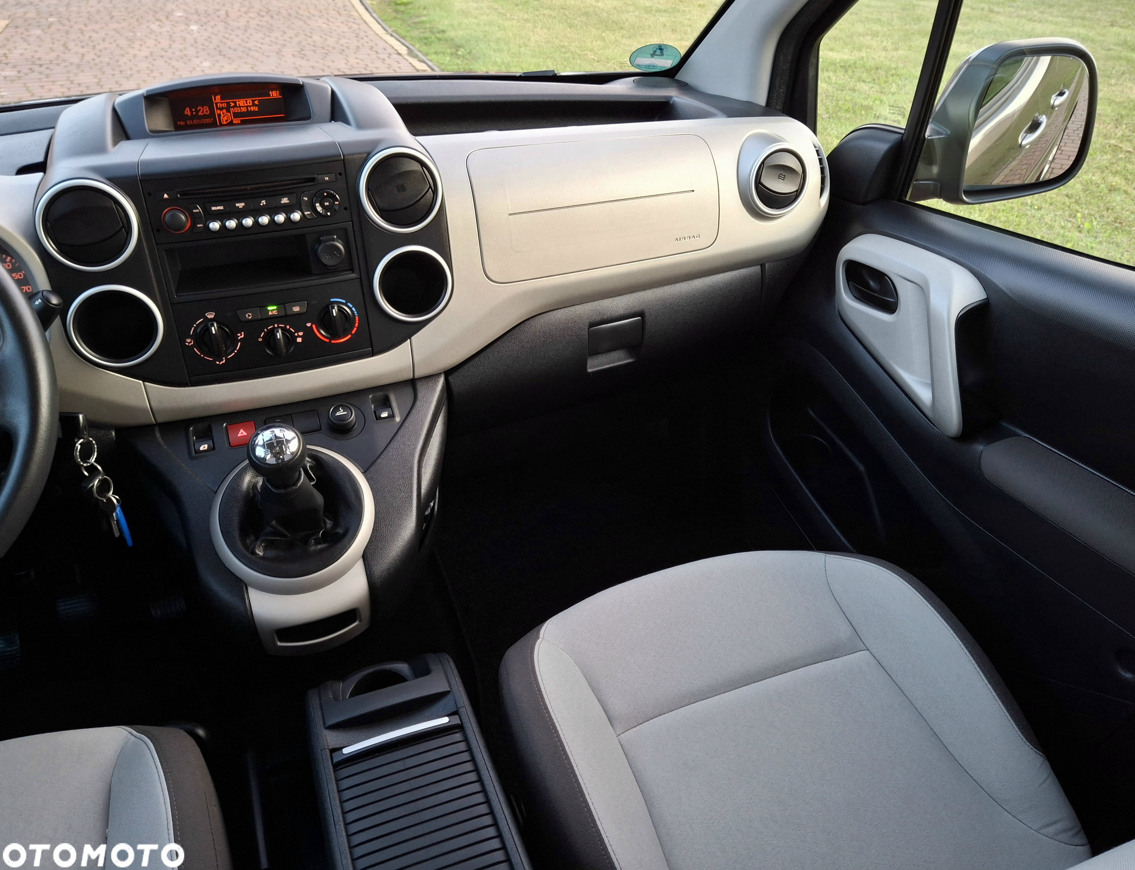 Citroën Berlingo Multispace BlueHDi 100 FEEL - 22