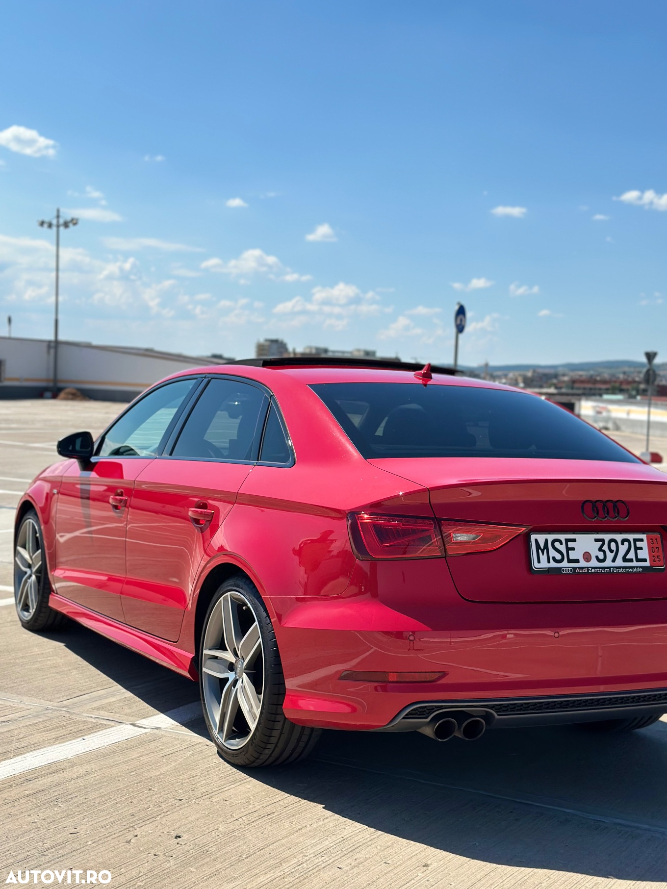 Audi A3 Sportback 1.4 TFSI COD Stronic Attraction - 4