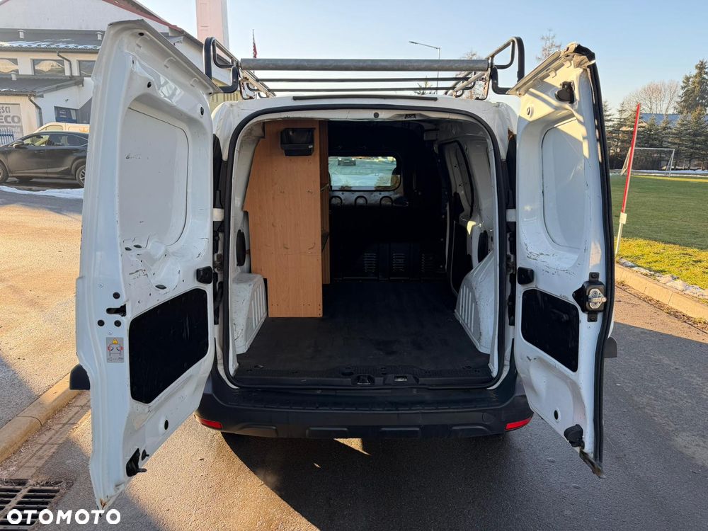 Dacia Dokker - 10