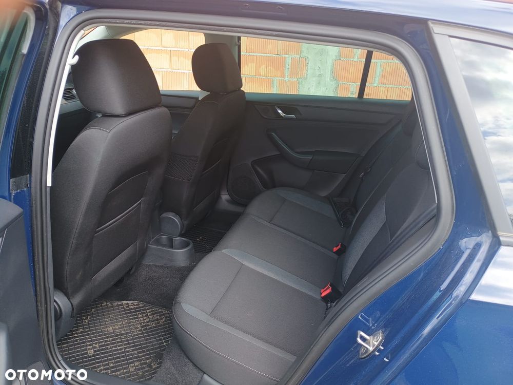 Skoda RAPID 1.2 TSI Drive - 2