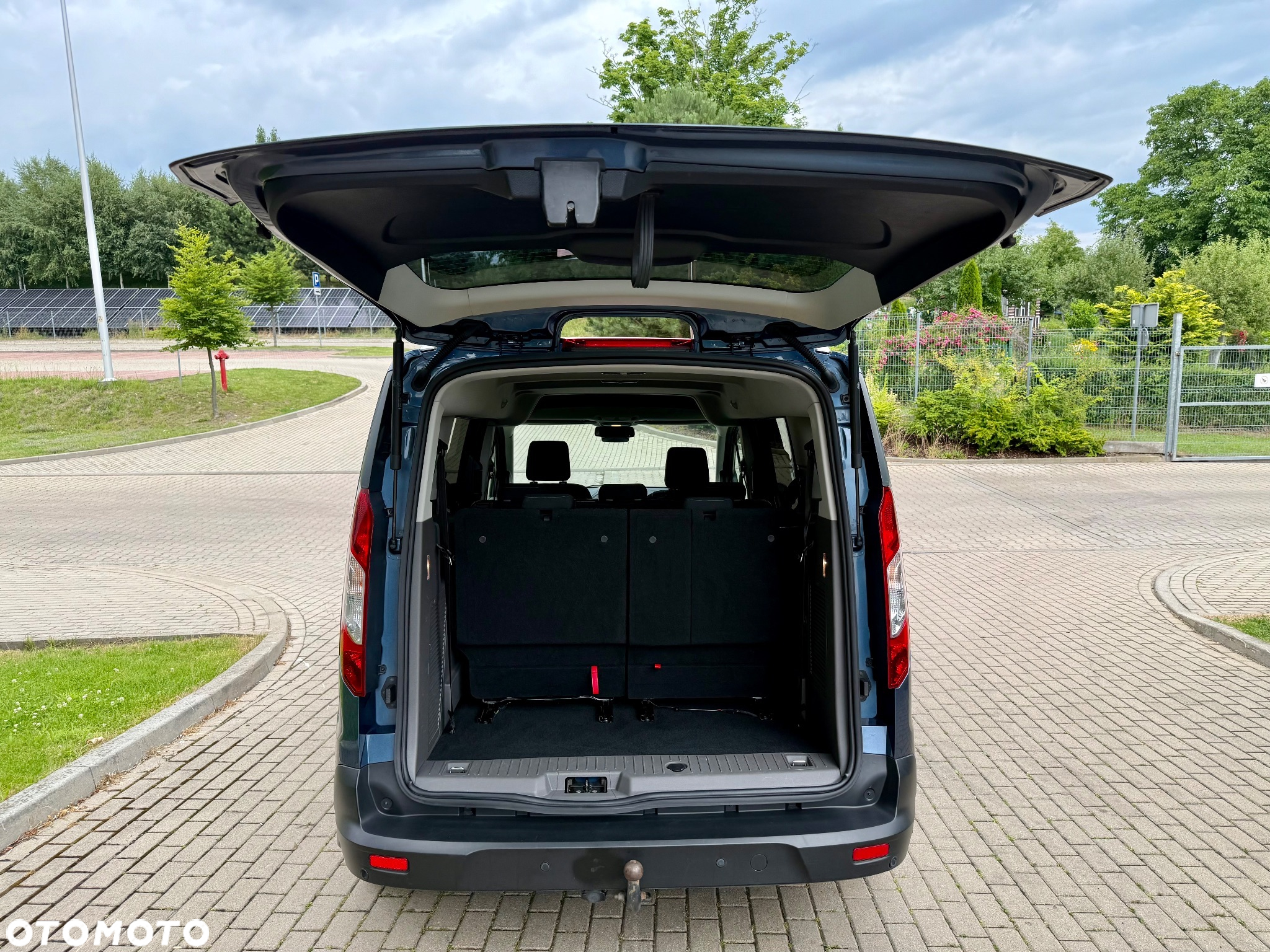 Ford Tourneo Connect Grand - 30