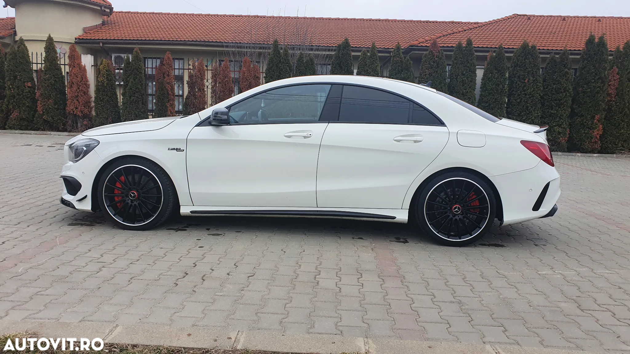 Mercedes-Benz CLA 45 AMG 4Matic 7G-DCT - 6