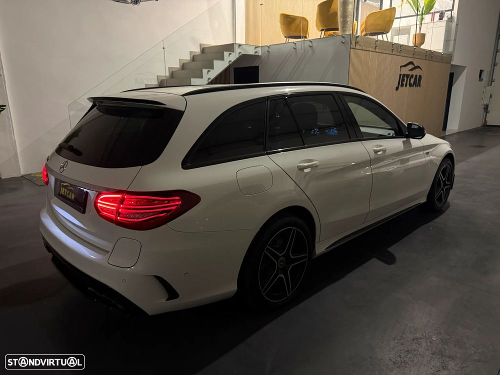 Mercedes-Benz C 300 de AMG Line - 11