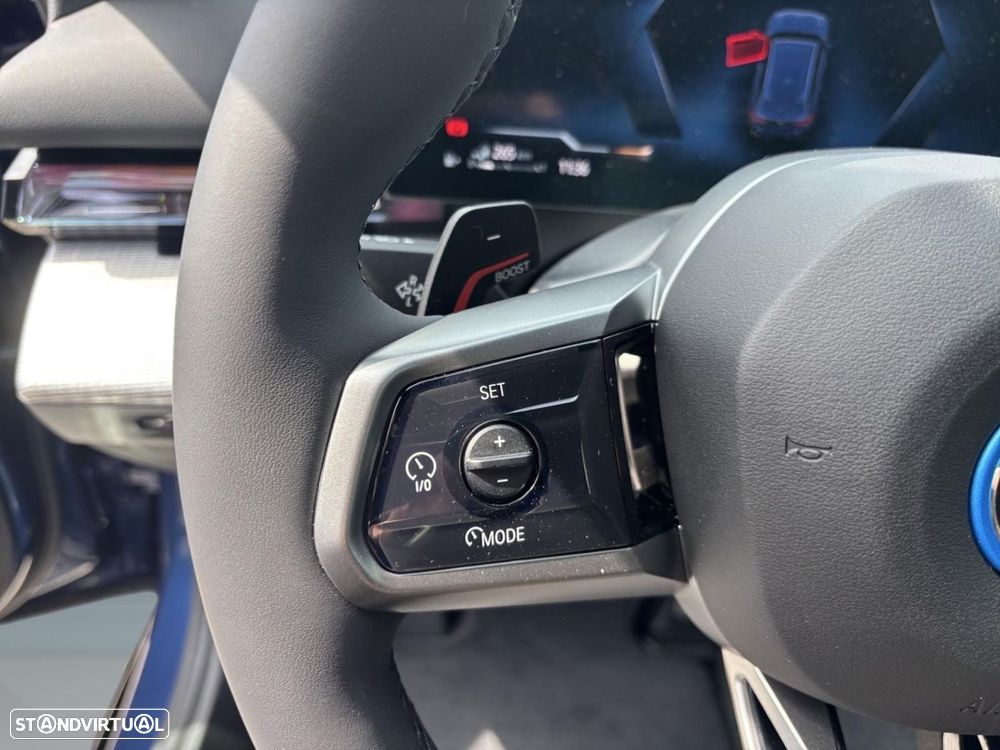 BMW 530 e Pack Desportivo M - 16