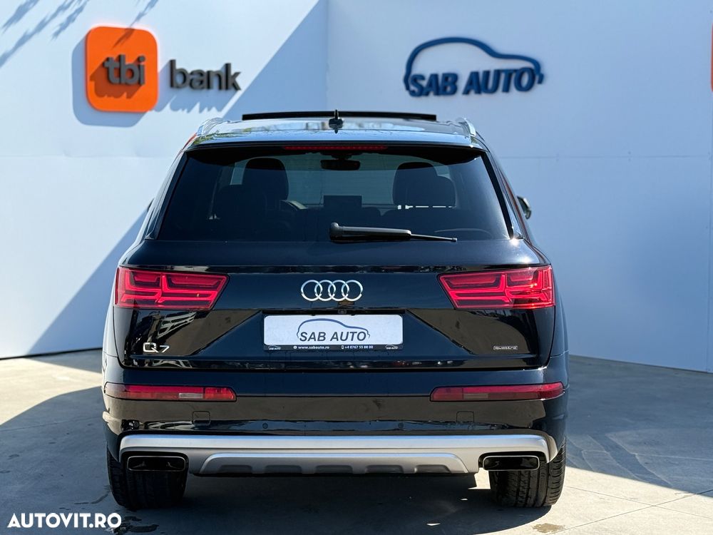 Audi Q7 - 25