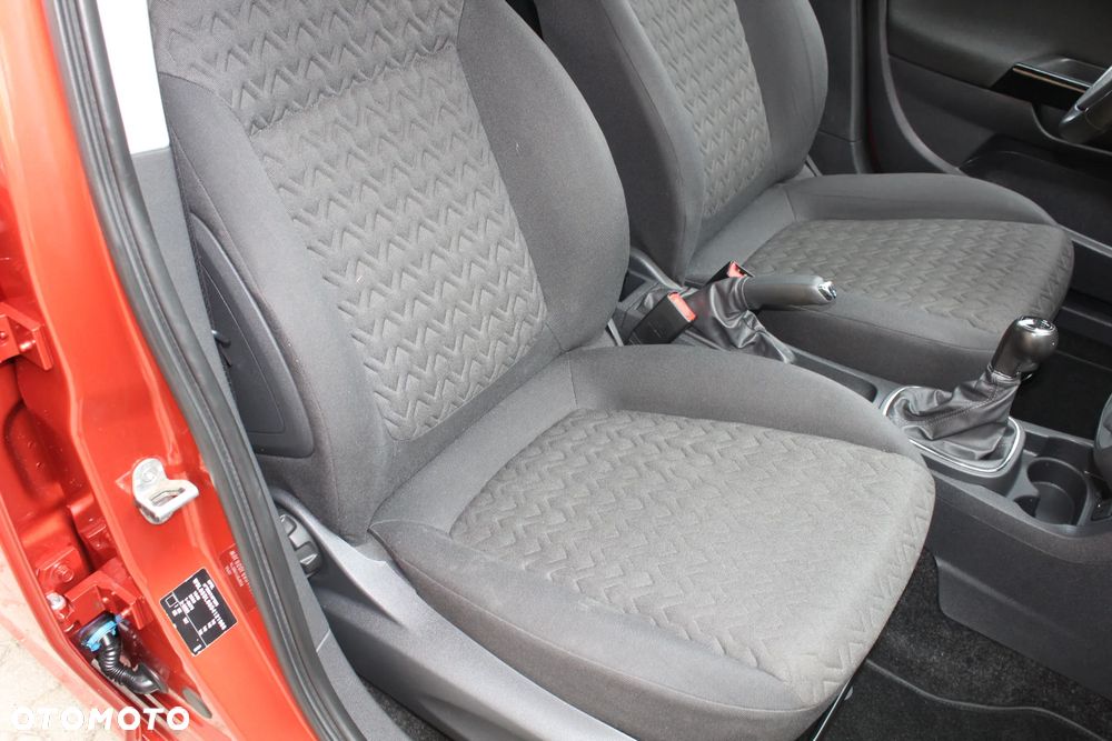Opel Corsa 1.4 16V Active - 22
