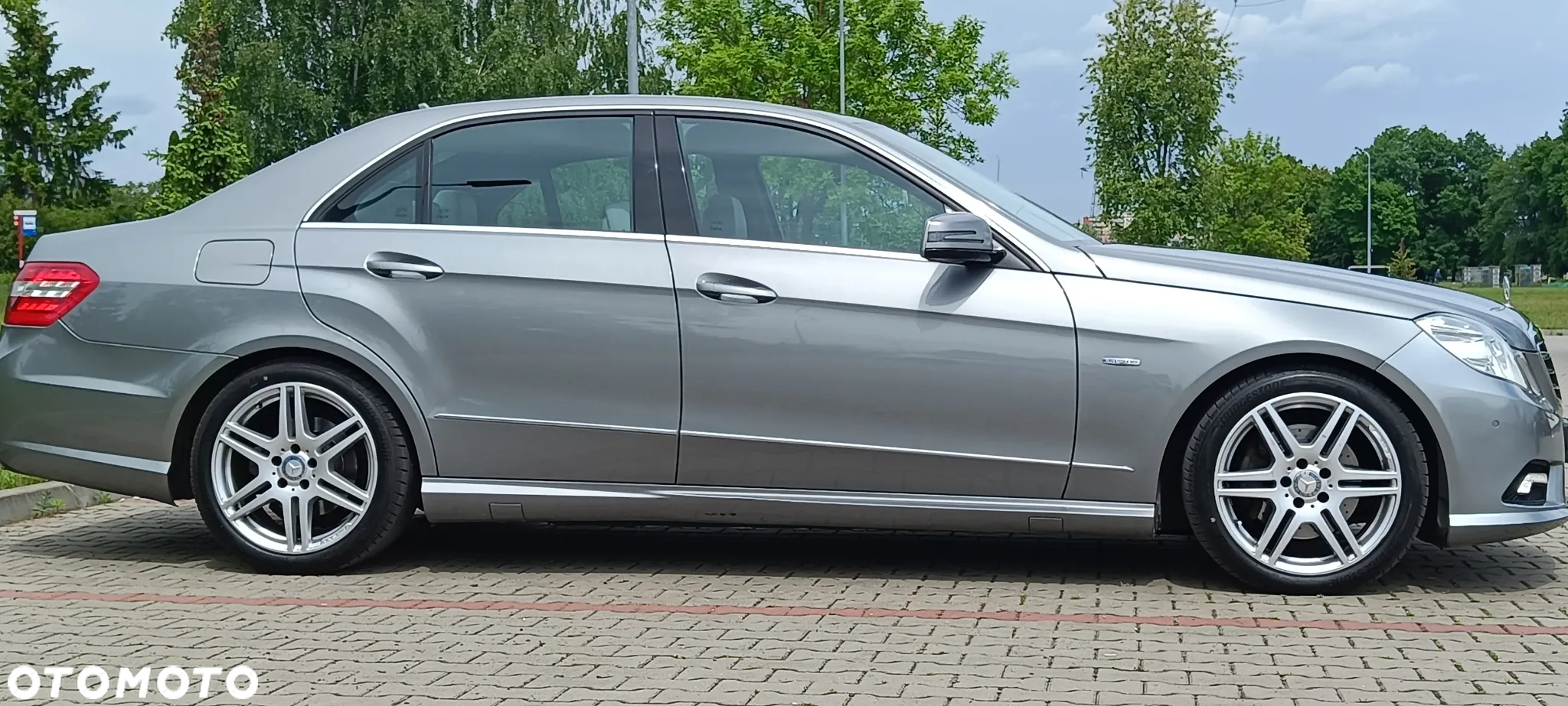 Mercedes-Benz Klasa E 350 CDI BlueEff Avantgarde - 5